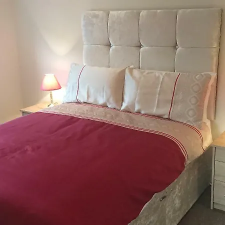 Glenfern Guest House And A Separate Cottage With Its Own Private Hot Tub-3